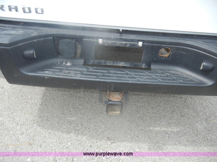 image for item B6955 2008 Chevrolet Silverado K1500 Crew Cab pickup truck