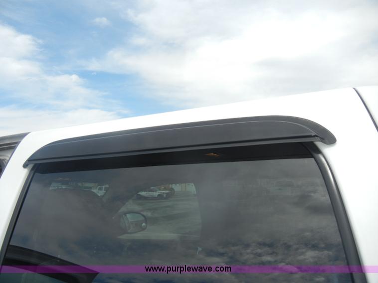 image for item B6955 2008 Chevrolet Silverado K1500 Crew Cab pickup truck