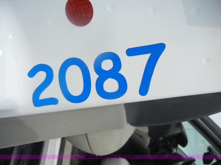 image for item B6955 2008 Chevrolet Silverado K1500 Crew Cab pickup truck