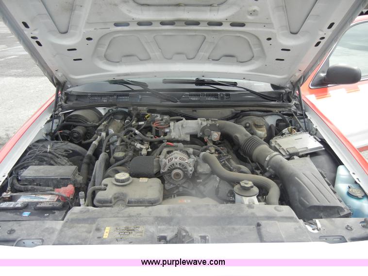 image for item B6957 2007 Ford Crown Victoria Police Interceptor