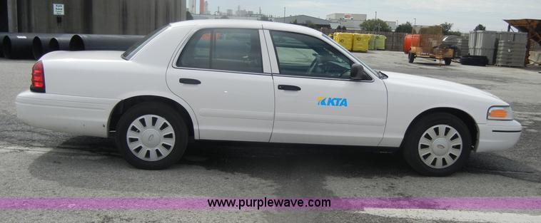 image for item B6984 2008 Ford Crown Victoria Police Interceptor
