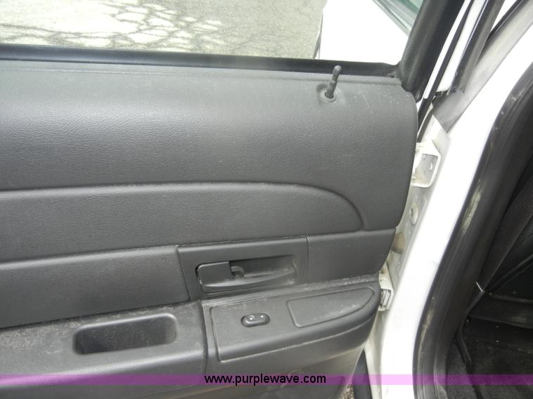 image for item B6984 2008 Ford Crown Victoria Police Interceptor