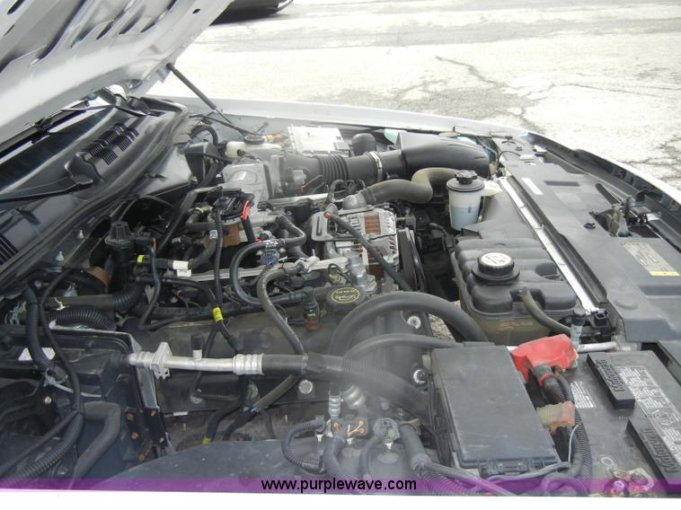 image for item B6984 2008 Ford Crown Victoria Police Interceptor