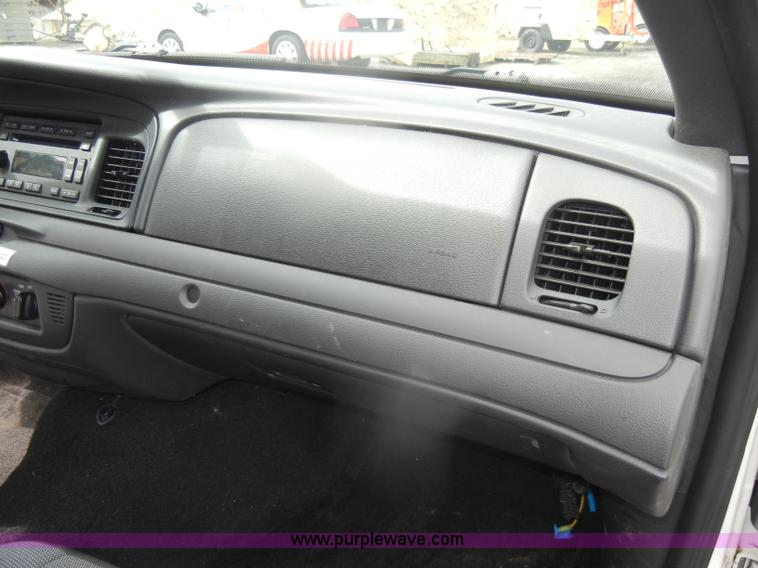 image for item B6984 2008 Ford Crown Victoria Police Interceptor