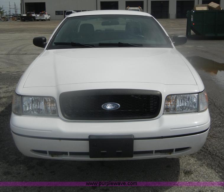 image for item B6994 2008 Ford Crown Victoria Police Interceptor