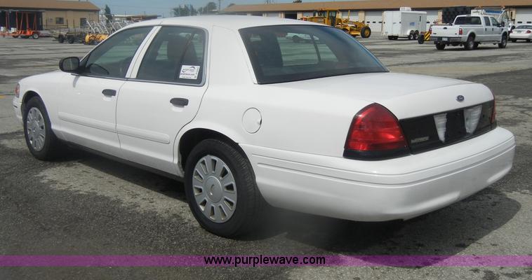 image for item B6994 2008 Ford Crown Victoria Police Interceptor