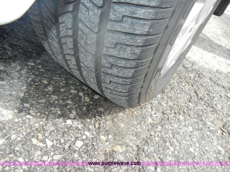 image for item B6994 2008 Ford Crown Victoria Police Interceptor