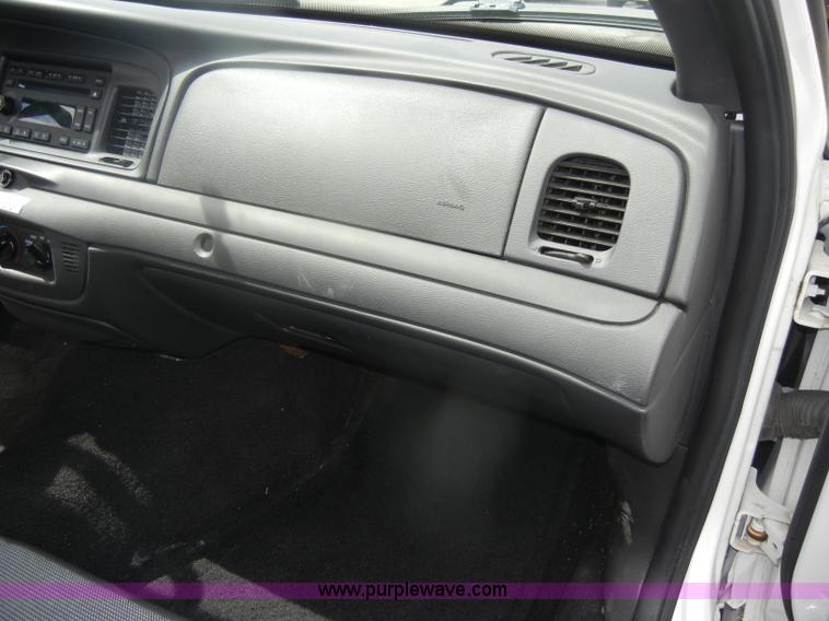 image for item B6994 2008 Ford Crown Victoria Police Interceptor