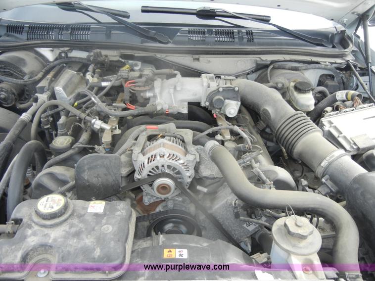 image for item B6996 2007 Ford Crown Victoria Police Interceptor