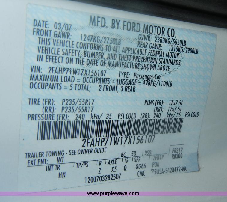 image for item B6996 2007 Ford Crown Victoria Police Interceptor