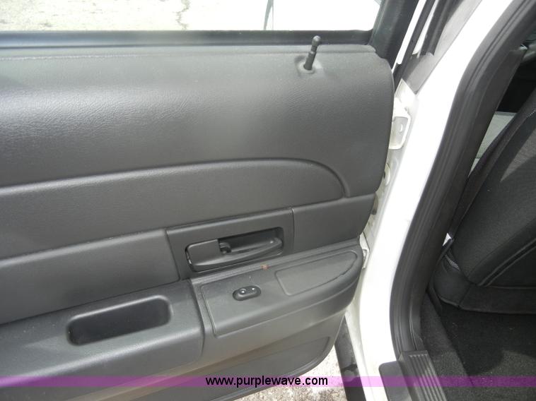 image for item B6999 2008 Ford Crown Victoria Police Interceptor
