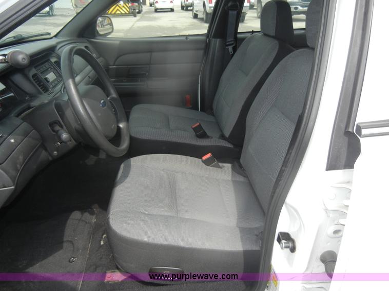 image for item B6999 2008 Ford Crown Victoria Police Interceptor