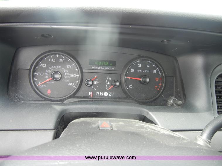image for item B6999 2008 Ford Crown Victoria Police Interceptor