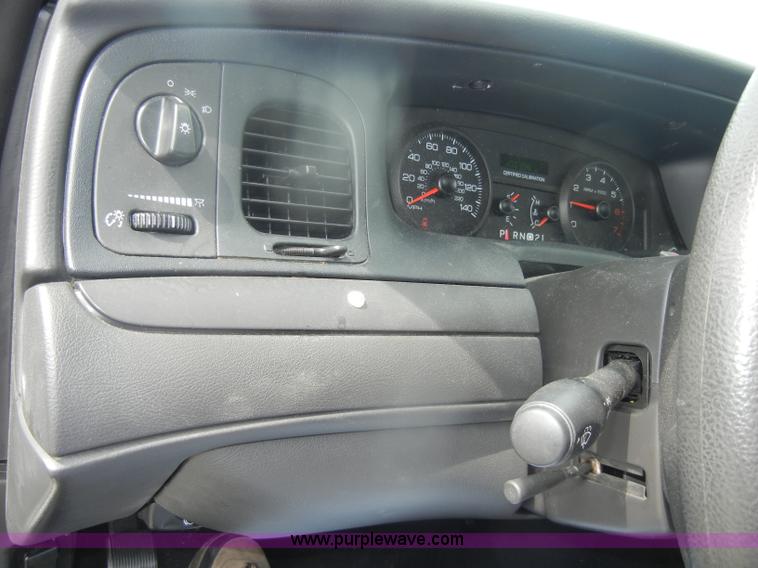 image for item B6999 2008 Ford Crown Victoria Police Interceptor