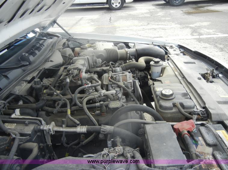 image for item B6999 2008 Ford Crown Victoria Police Interceptor