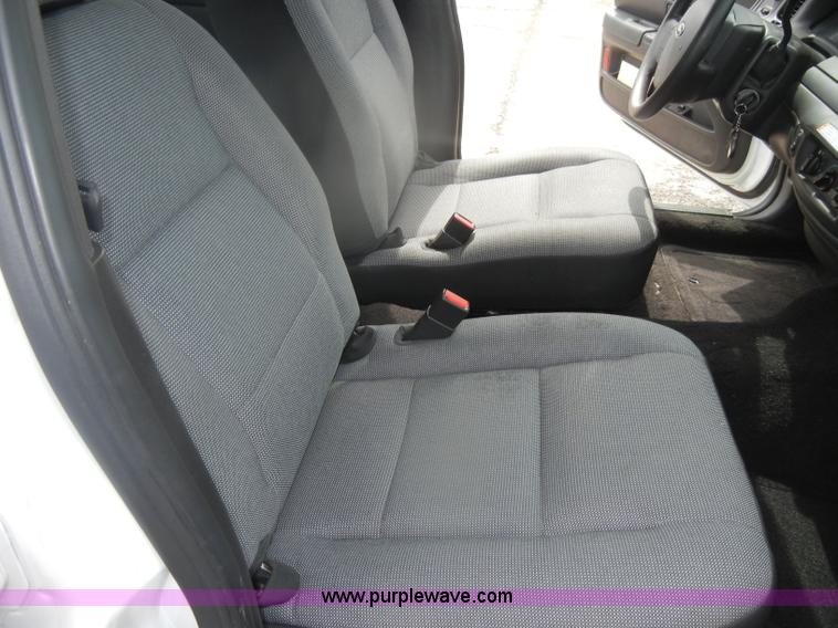 image for item B6999 2008 Ford Crown Victoria Police Interceptor