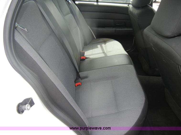image for item B6999 2008 Ford Crown Victoria Police Interceptor