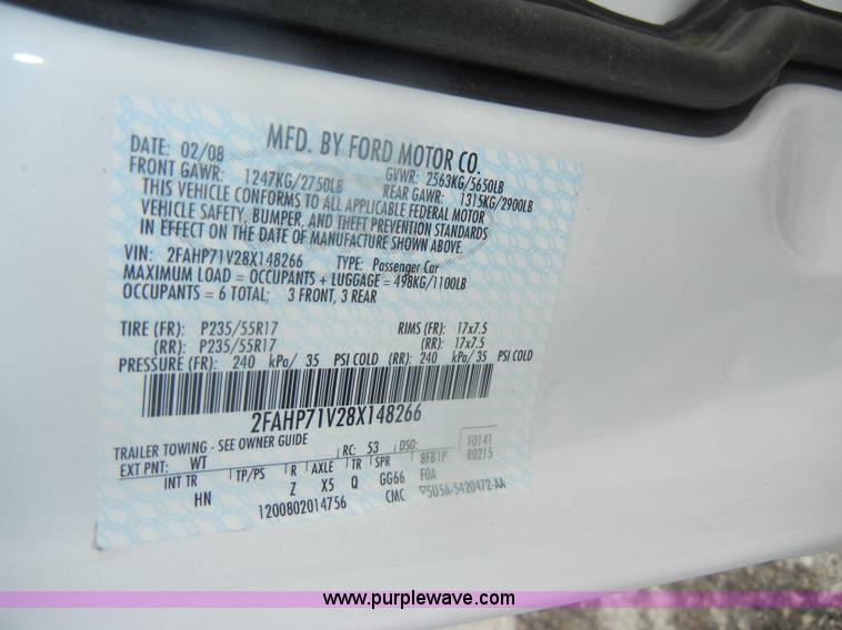 image for item B6999 2008 Ford Crown Victoria Police Interceptor