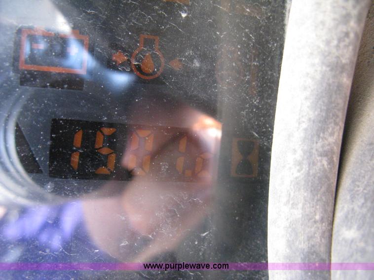 image for item B8130 1994 Bobcat 853H skid steer