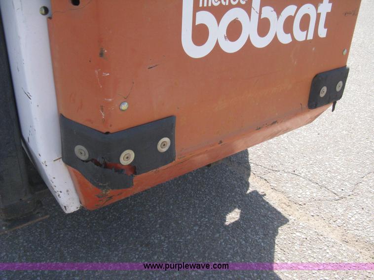 image for item B8130 1994 Bobcat 853H skid steer