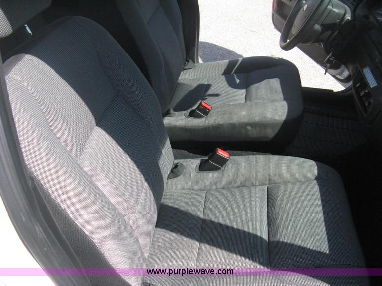 image for item B8132 2008 Ford Crown Victoria Police Interceptor