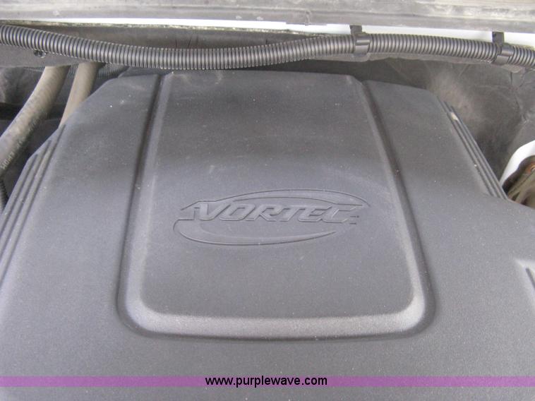 image for item B8136 2008 Chevrolet Silverado 1500 LT Crew Cab pickup truck