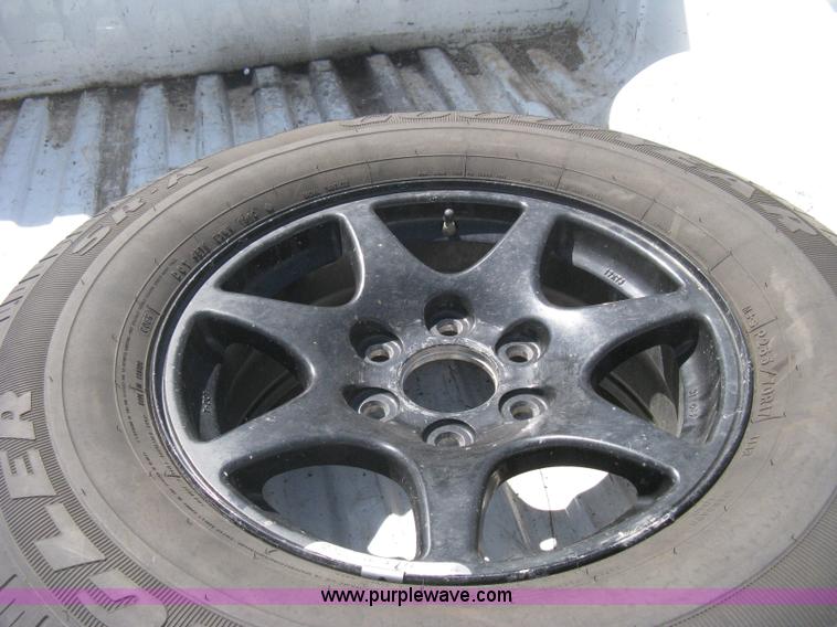 image for item B8136 2008 Chevrolet Silverado 1500 LT Crew Cab pickup truck