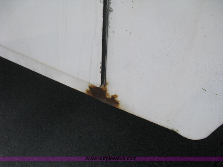 image for item B8137 2003 Chevrolet Silverado 2500HD utility pickup truck