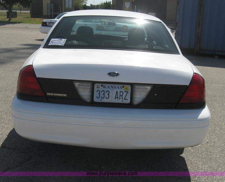 image for item B8138 2008 Ford Crown Victoria Police Interceptor