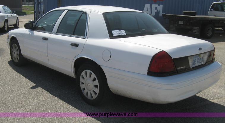 image for item B8138 2008 Ford Crown Victoria Police Interceptor