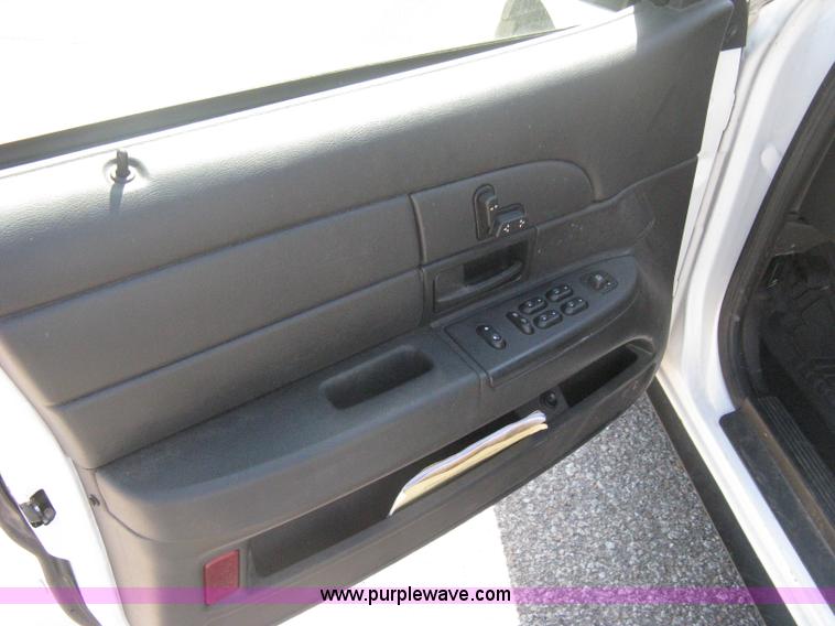 image for item B8138 2008 Ford Crown Victoria Police Interceptor
