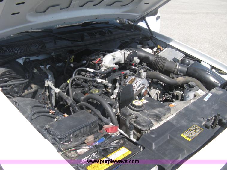 image for item B8138 2008 Ford Crown Victoria Police Interceptor