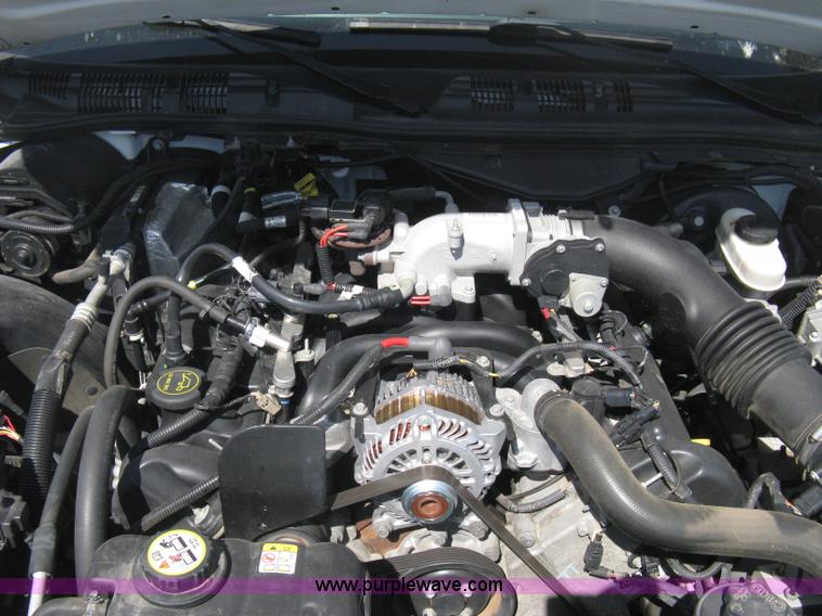 image for item B8138 2008 Ford Crown Victoria Police Interceptor