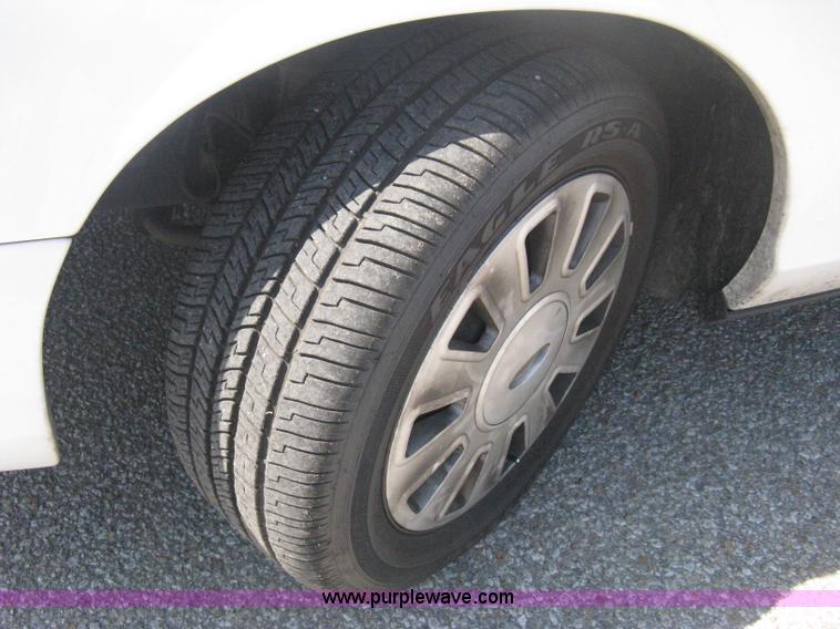 image for item B8138 2008 Ford Crown Victoria Police Interceptor