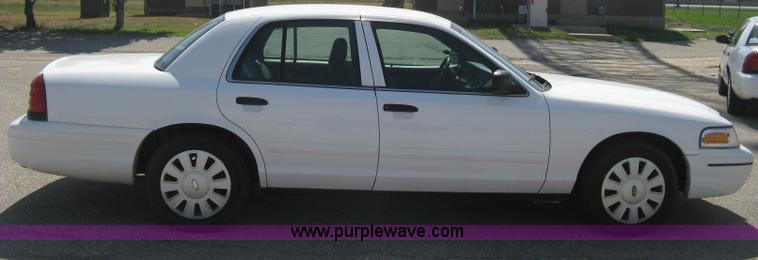 image for item B8139 2008 Ford Crown Victoria Police Interceptor
