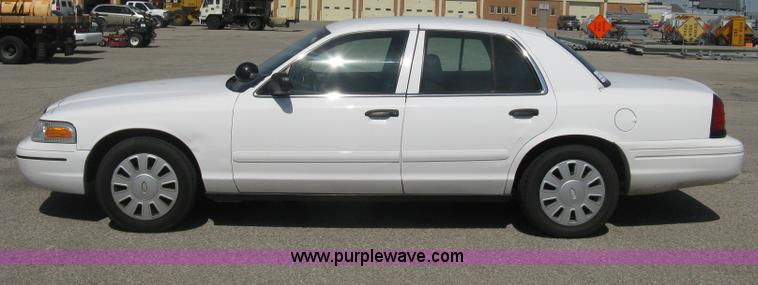 image for item B8139 2008 Ford Crown Victoria Police Interceptor