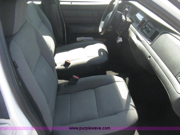 image for item B8139 2008 Ford Crown Victoria Police Interceptor