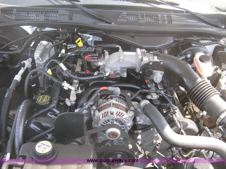 image for item B8139 2008 Ford Crown Victoria Police Interceptor