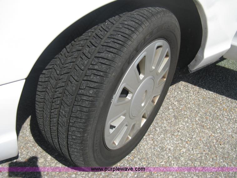 image for item B8139 2008 Ford Crown Victoria Police Interceptor