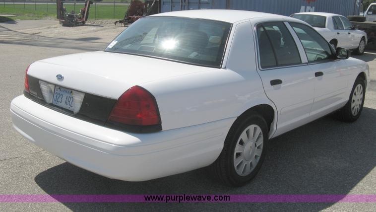 image for item B8140 2008 Ford Crown Victoria Police Interceptor