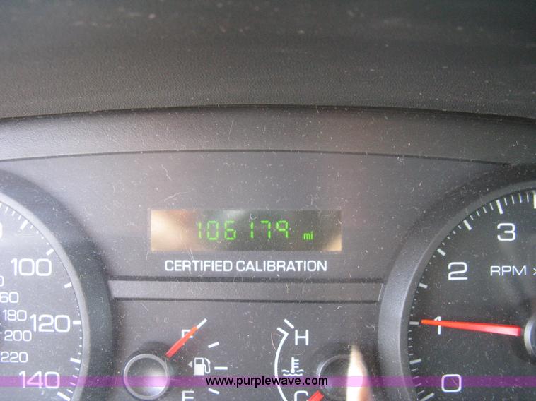 image for item B8140 2008 Ford Crown Victoria Police Interceptor