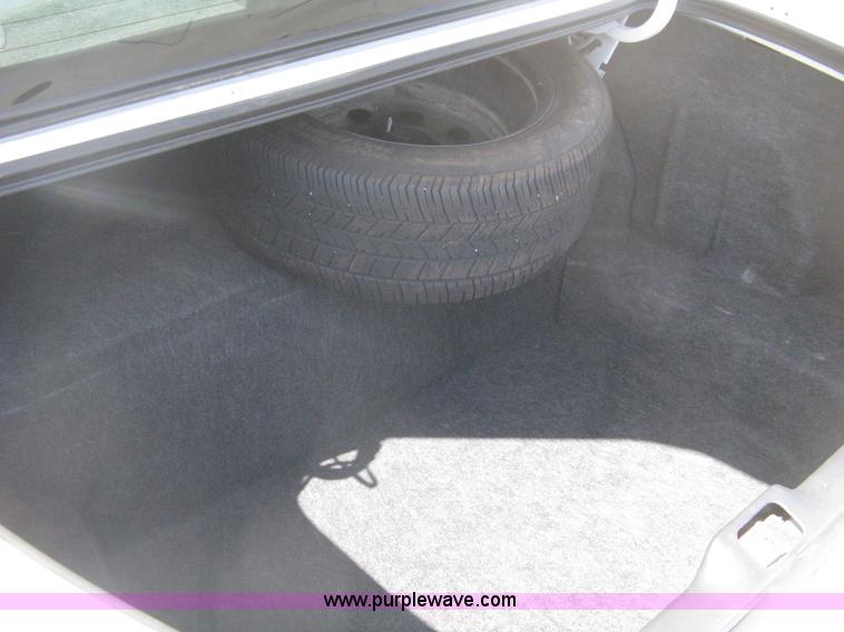 image for item B8140 2008 Ford Crown Victoria Police Interceptor