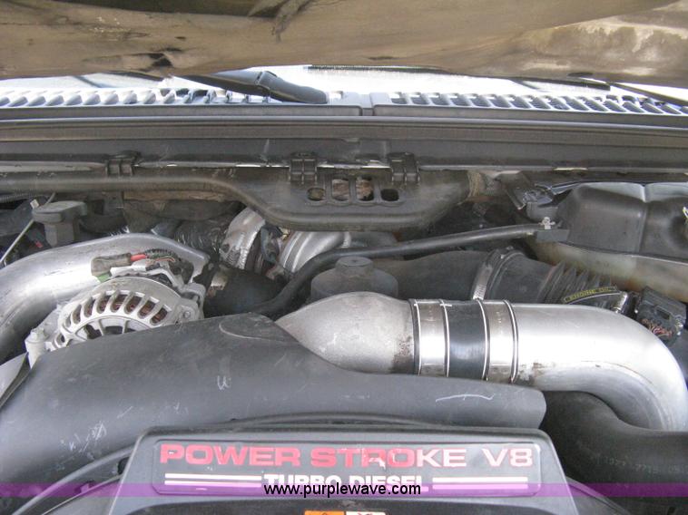 image for item B8141 2003 Ford F350 XL Super Duty flatbed pickup truck