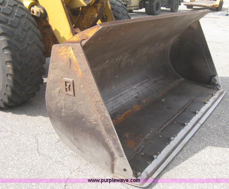 image for item B8182 1995 Caterpillar 936F articulated wheel loader