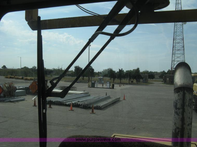 image for item B8182 1995 Caterpillar 936F articulated wheel loader