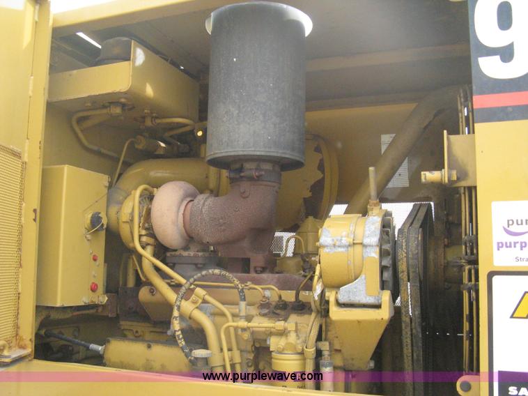 image for item B8182 1995 Caterpillar 936F articulated wheel loader