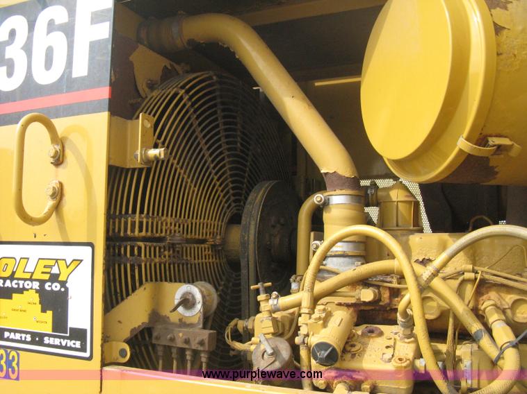 image for item B8182 1995 Caterpillar 936F articulated wheel loader