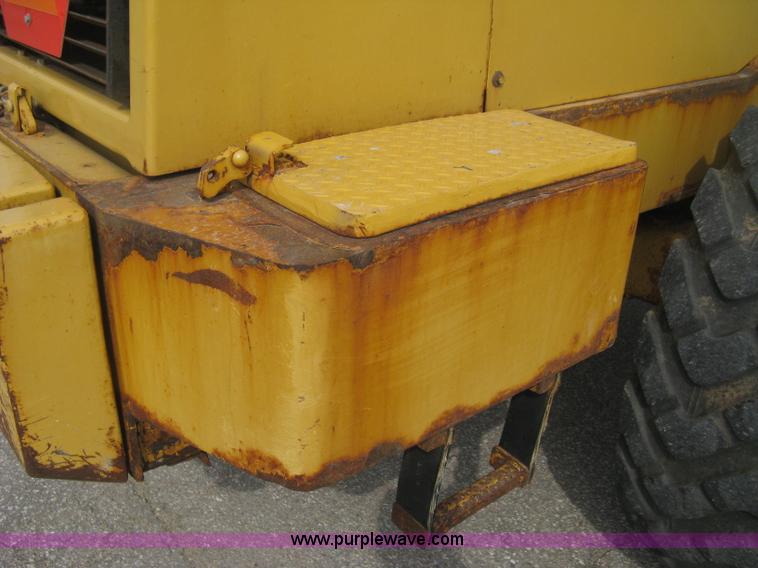 image for item B8182 1995 Caterpillar 936F articulated wheel loader