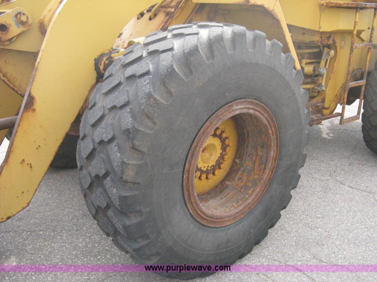 image for item B8182 1995 Caterpillar 936F articulated wheel loader