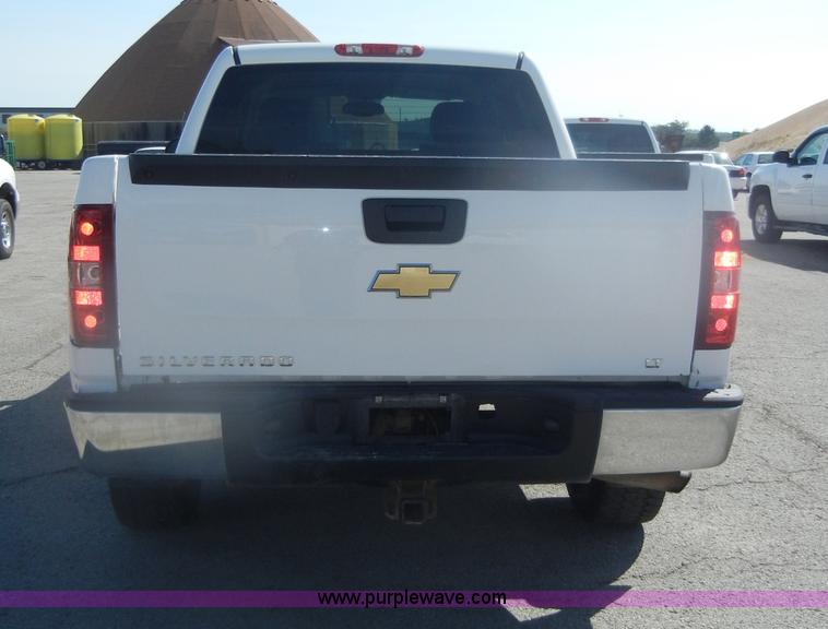 image for item D4873 2008 Chevrolet Silverado 1500 LT Crew Cab pickup truck